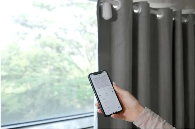 智能窗簾機器人 SwitchBot Curtain|自動遙控窗廉|App 簡易操作|30秒內完成安裝|Type C 充電 |【智能窗簾機器人 SwitchBot Curtain|自動遙控窗廉|App 簡易操作|30秒內完成安裝|Type C 充電 | 【8/2 截單，預計 :8月中至8月尾發貨】